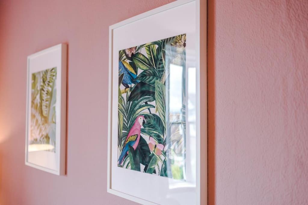 Pink Palace - Central Apartment Chester Luaran gambar